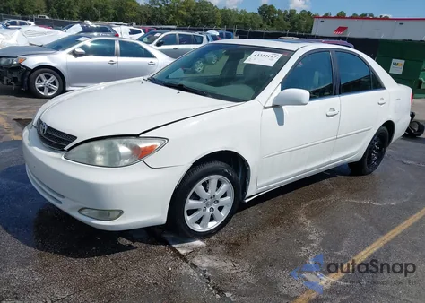 2003 Toyota Camry Xle z USA, uszkodzony, nr VIN 4T1BE30K03U192283